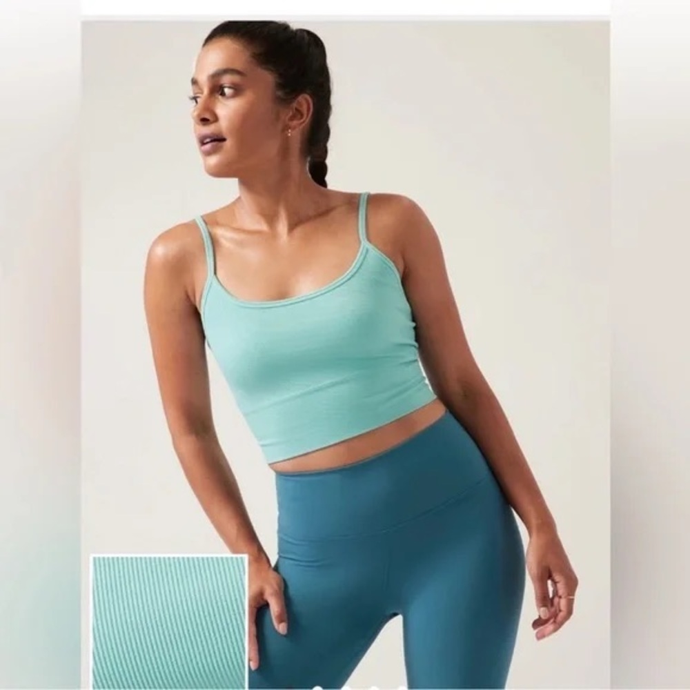 ATHLETA Aurora Cami Ribbed sz M NWOT blue